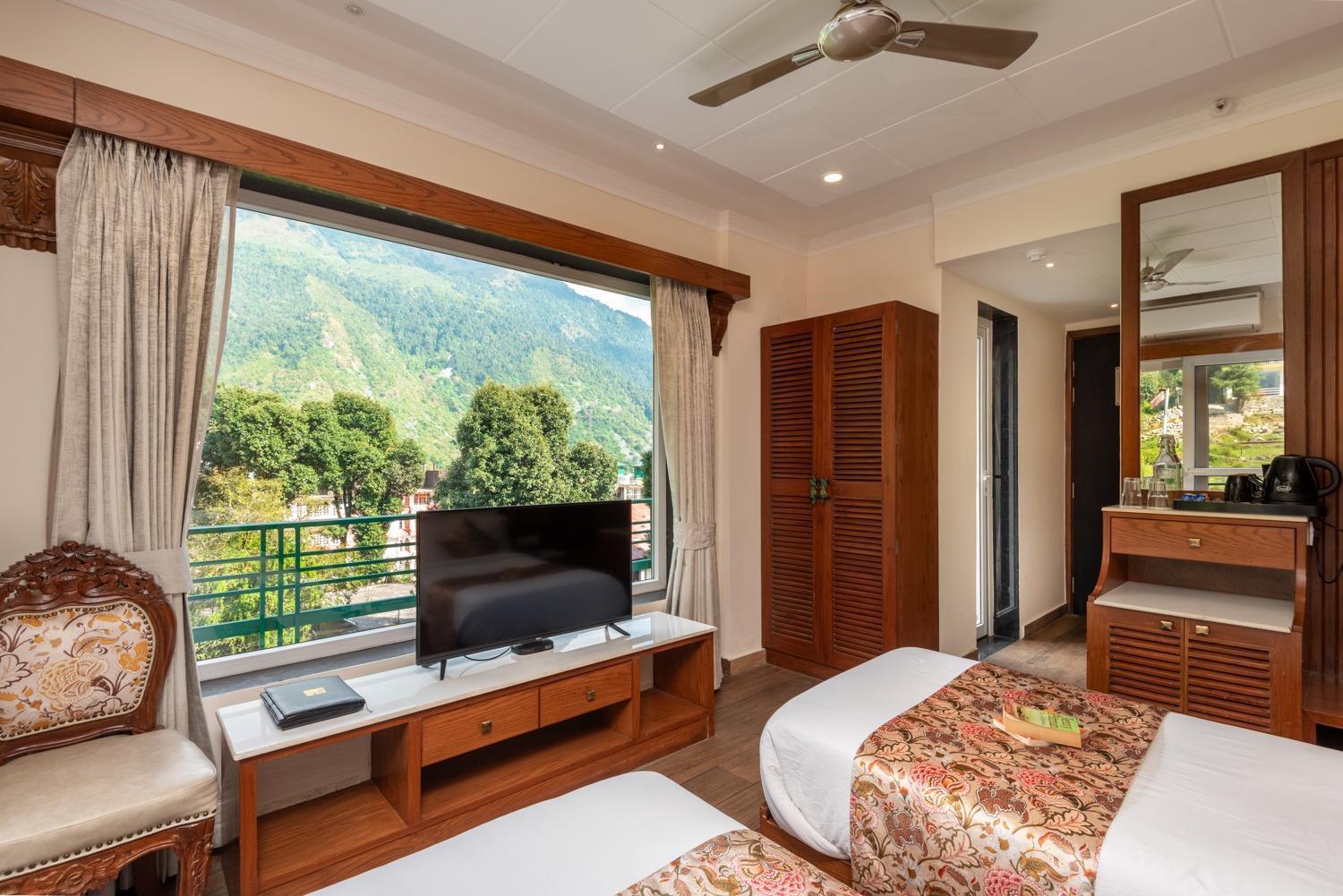 Quality Inn By Lawrence Hotels Dharamshala Exterior photo